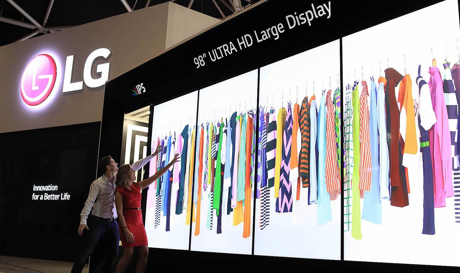 Колаж Ultra HD Дисплеї