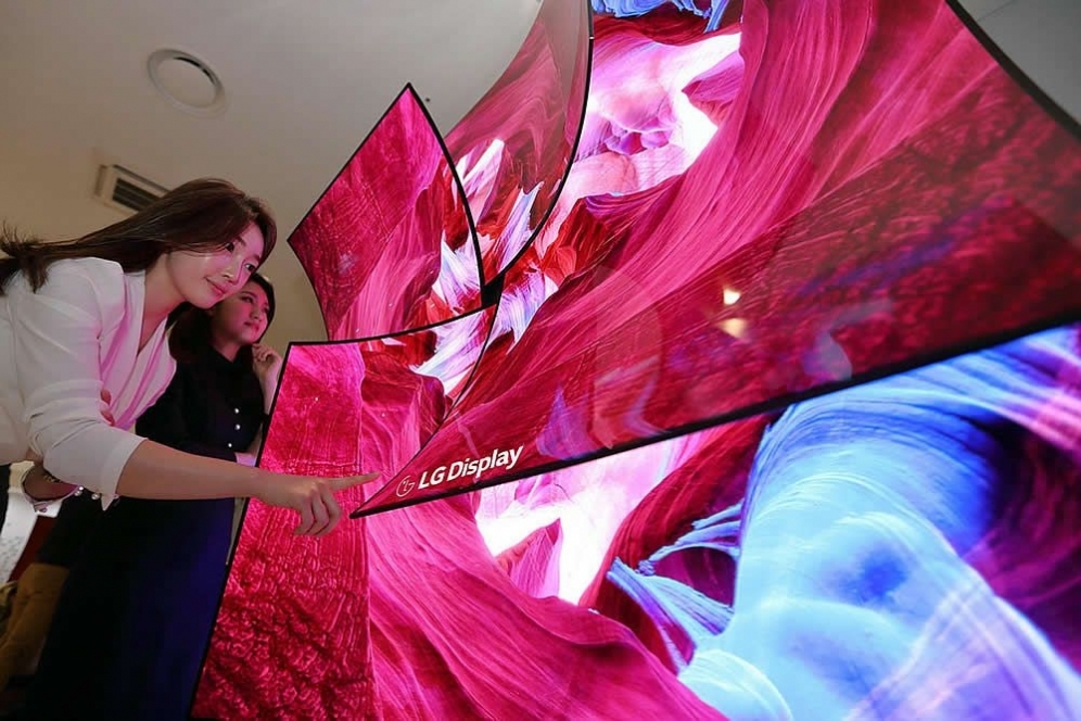 Flexible OLED display