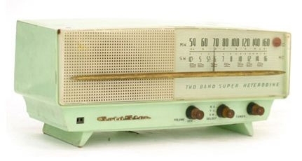 Перший транзисторних радіоприймач Goldstar-A-501 від LG 1959 р.