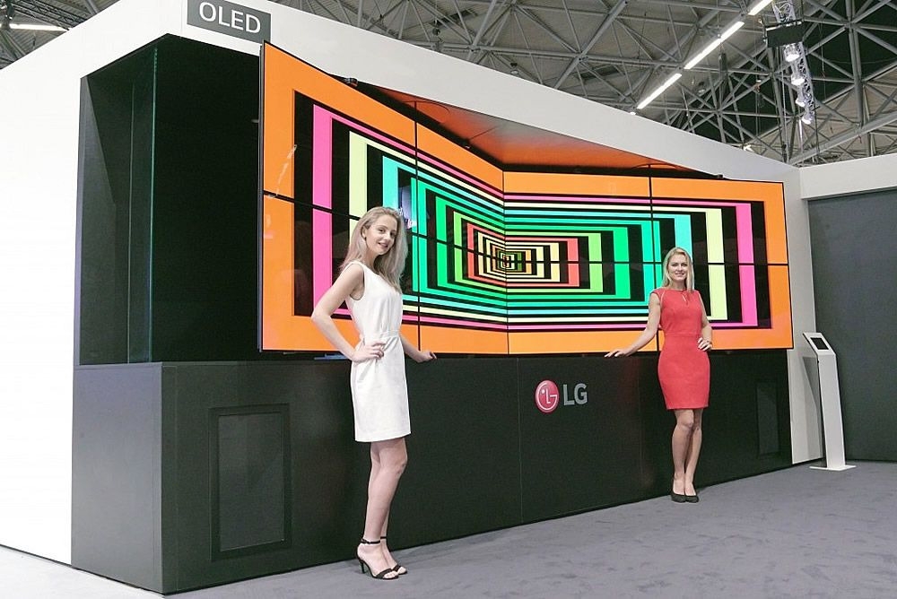 VideoWall with OLED displays, 2017